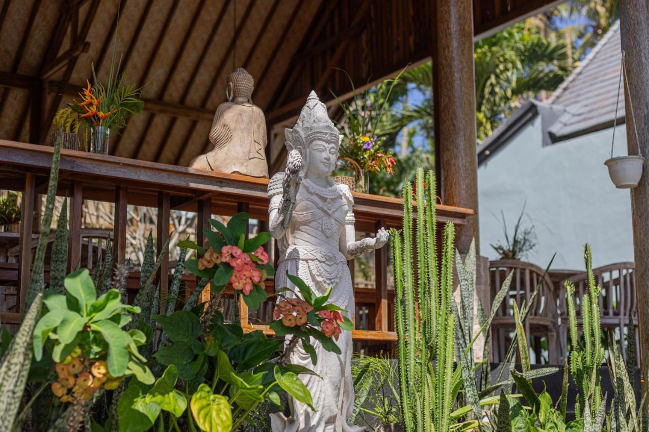 Villa Ume Tenang ヌサペニダ エクステリア 写真